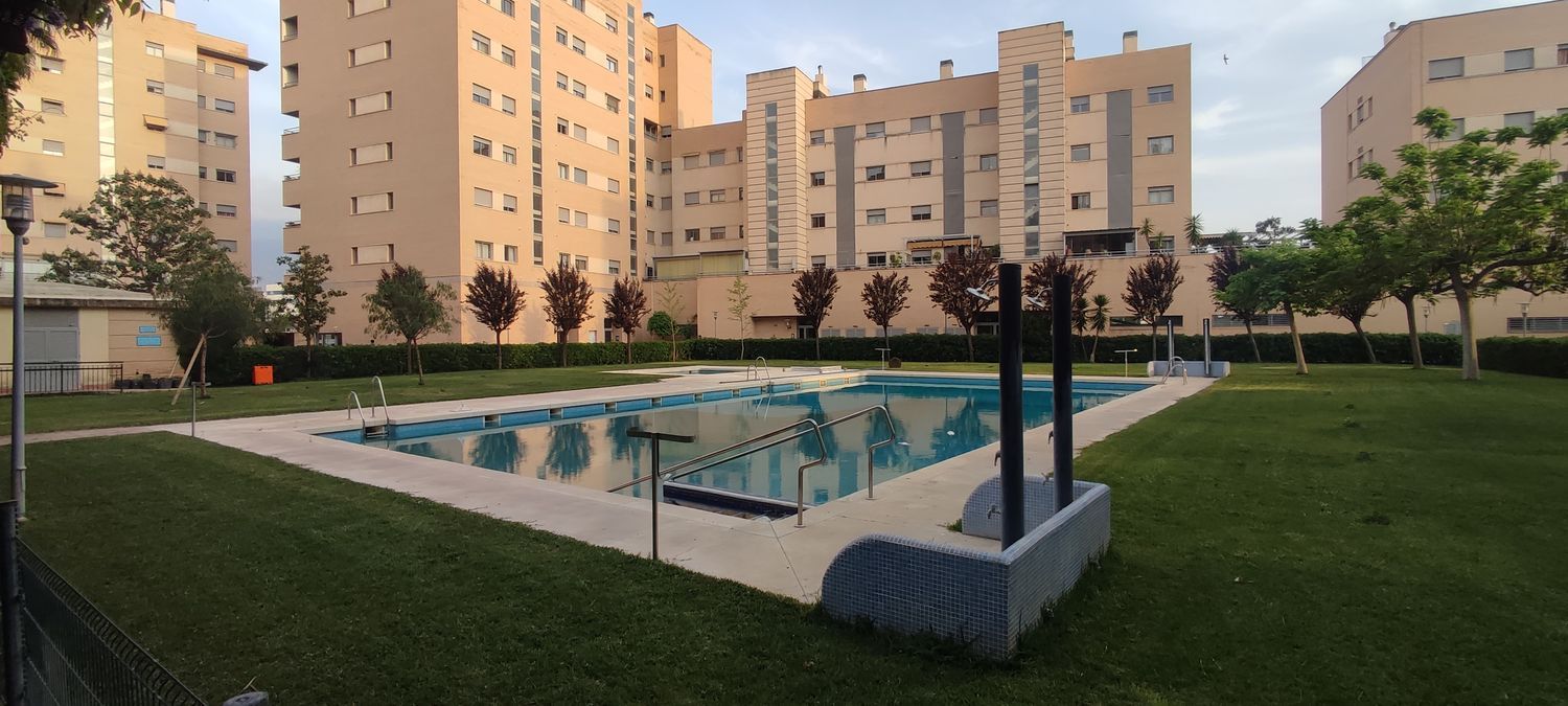 Piso en avenida de la Ilustración, 85 - Foto 1