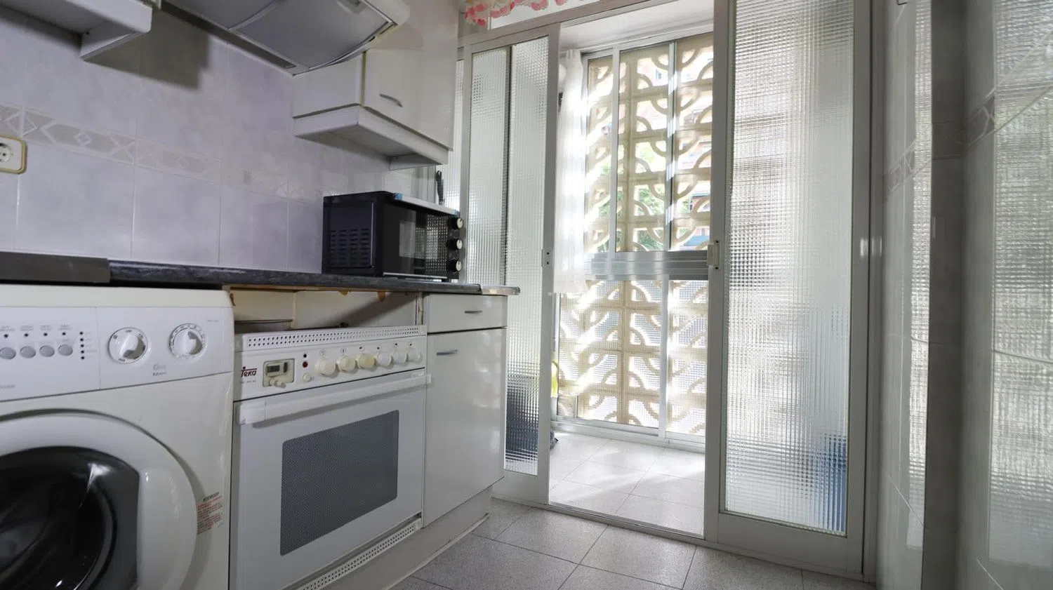 Piso en calle de Ribadavia, 6 - Foto 3