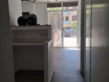 Local comercial en  Carrer del Doctor Robert 166 - Foto 6