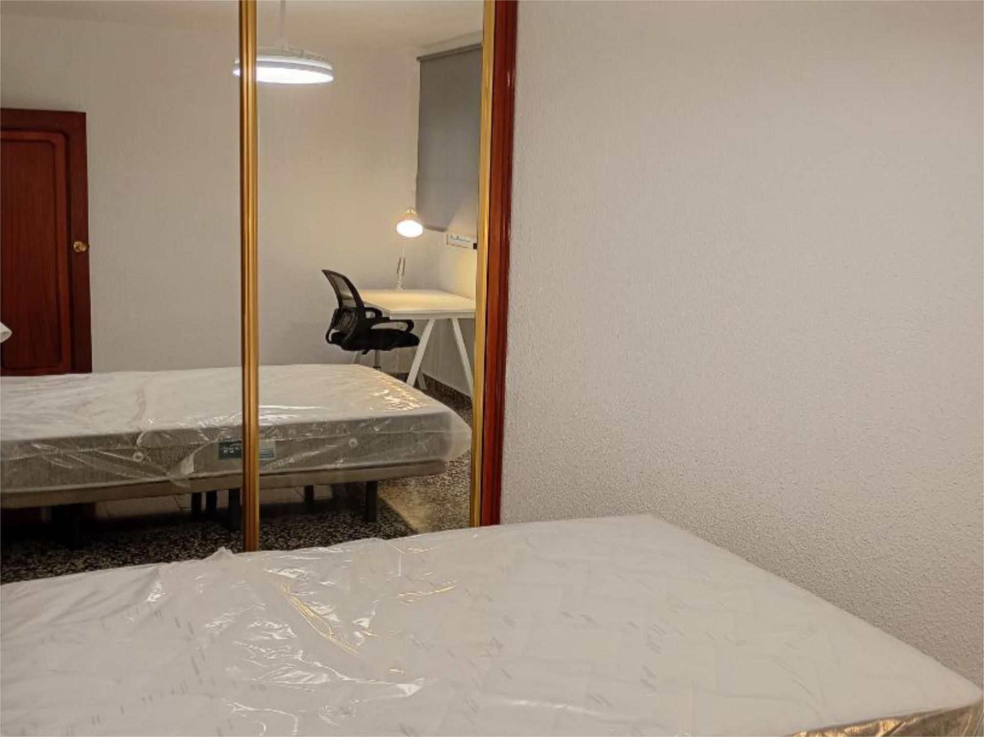 Piso en  Calle Maestra María Maroto 12 - Foto 9