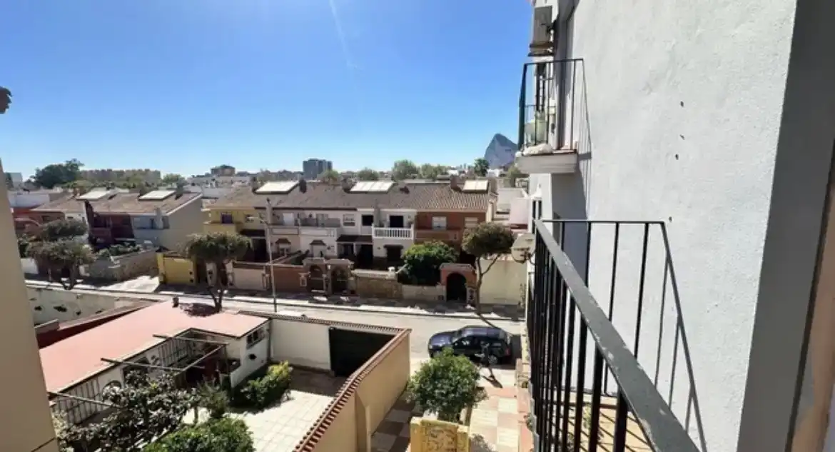 Piso en  Avenida María Guerrero 91 - Foto 16