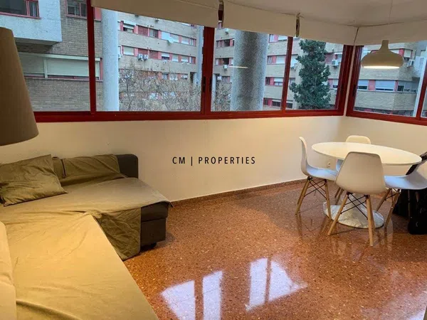 Piso en Avenida de l'Institut Obrer de València, Ciutat de les Arts i de les Ciencies - Foto 1