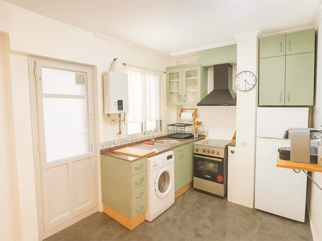 Piso en calle Carrer del Reverend José Maria Pinazo 2 - Foto 3