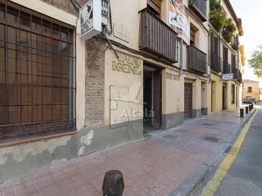Local comercial en Alcalá de Henares - Foto 2