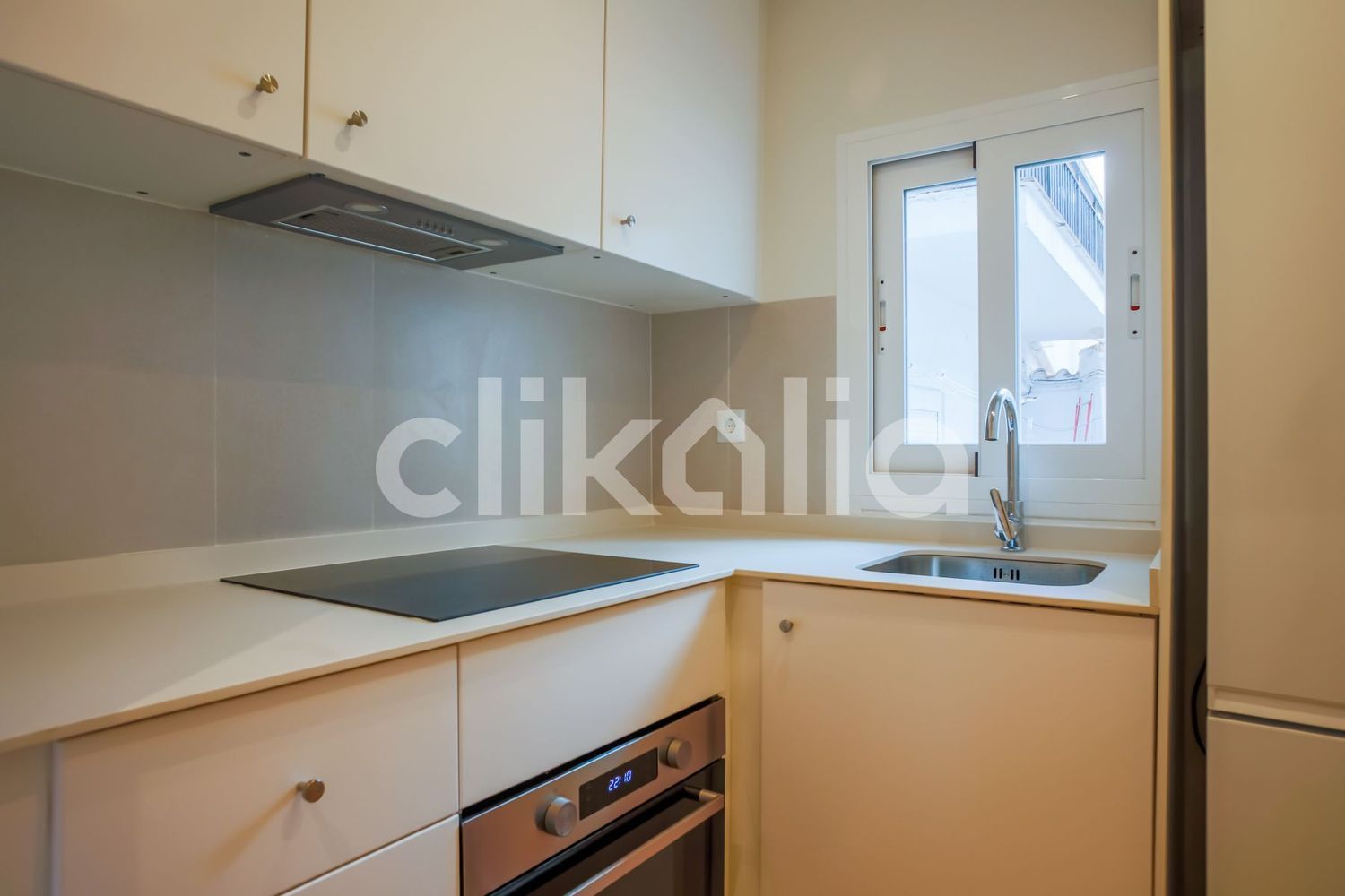 Piso en calle Serranillos - Foto 6