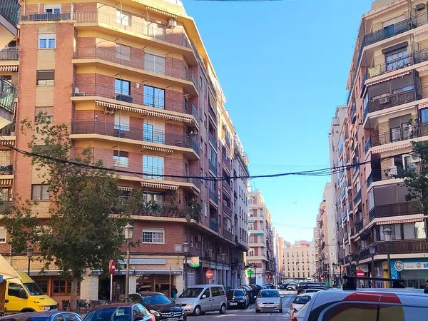 Piso en calle de Lluís Oliag, 15