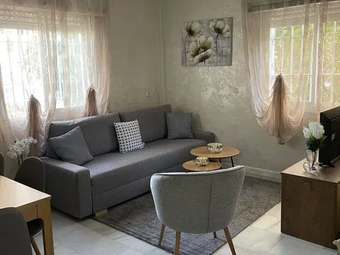 Estudio en nueva andalucia, 7
