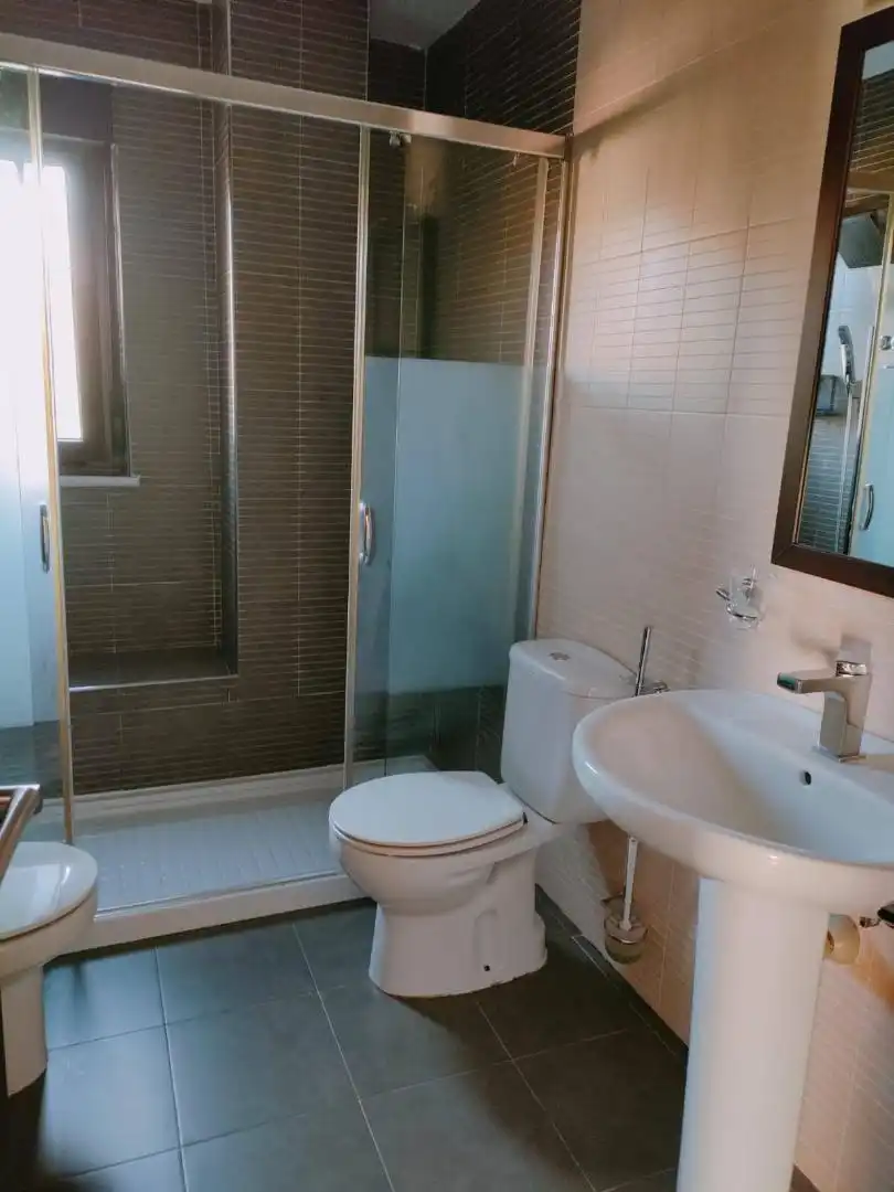 Piso en  Calle Vaguada de La Palma 10 - Foto 5