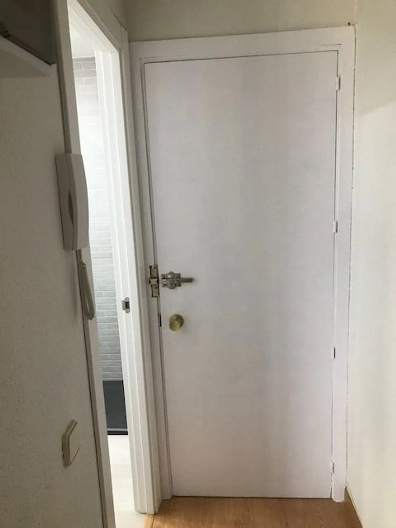 Estudio en avenida del General Perón, 32 - Foto 9