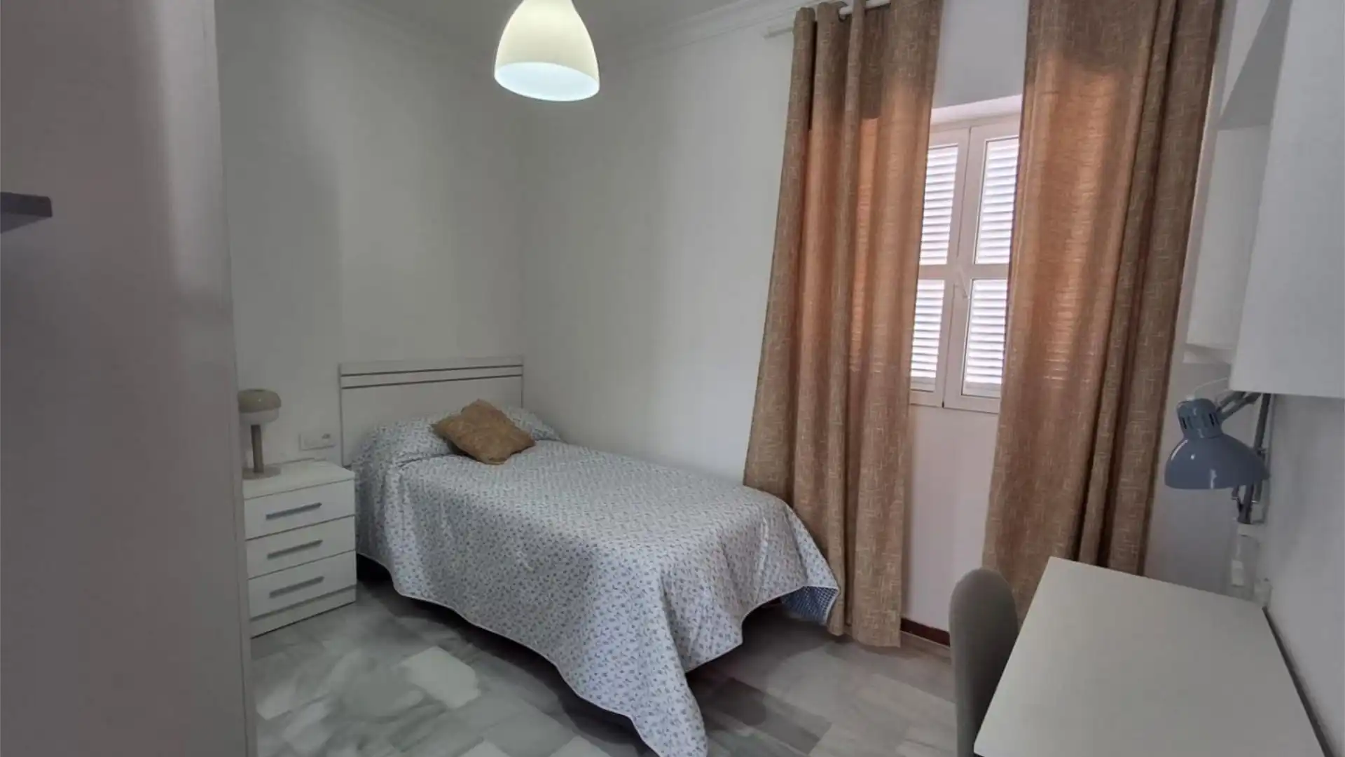 Piso en  Calle de la Plaza 170 - Foto 7