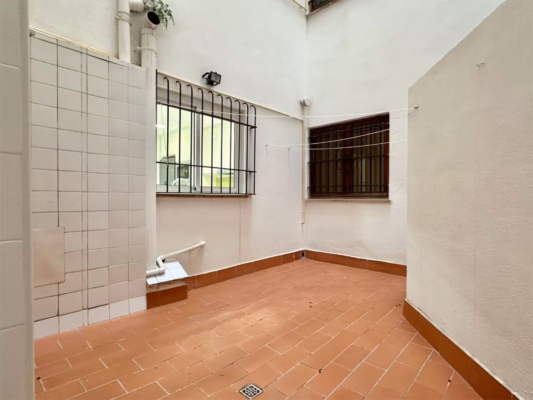 Piso en  Carrer de la Reina Esclaramunda 6 - Foto 9