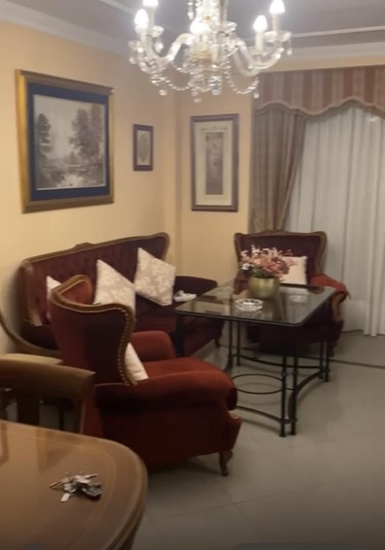 Piso en  Calle Espartinas 6 - Foto 1