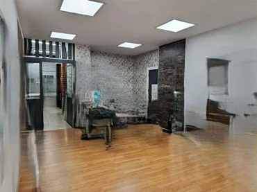 Local comercial en  Carrer de Joan Maragall 28 - Foto 5