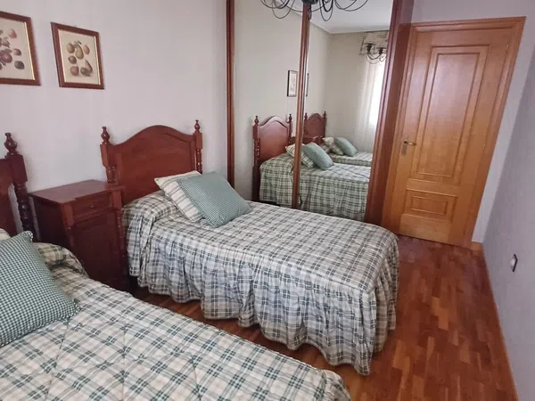 Piso en Calle Ángel de la Guarda, 8 a - Foto 1