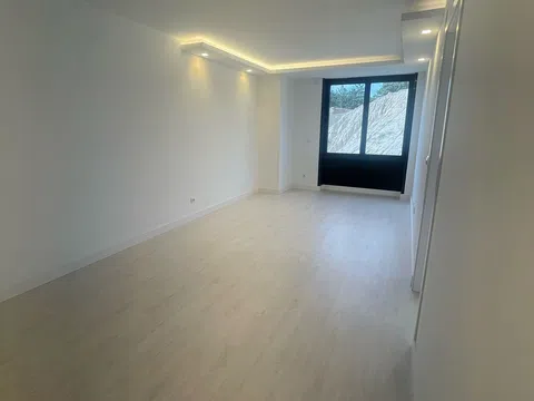 Piso en avenida del Puente Cultural, 5