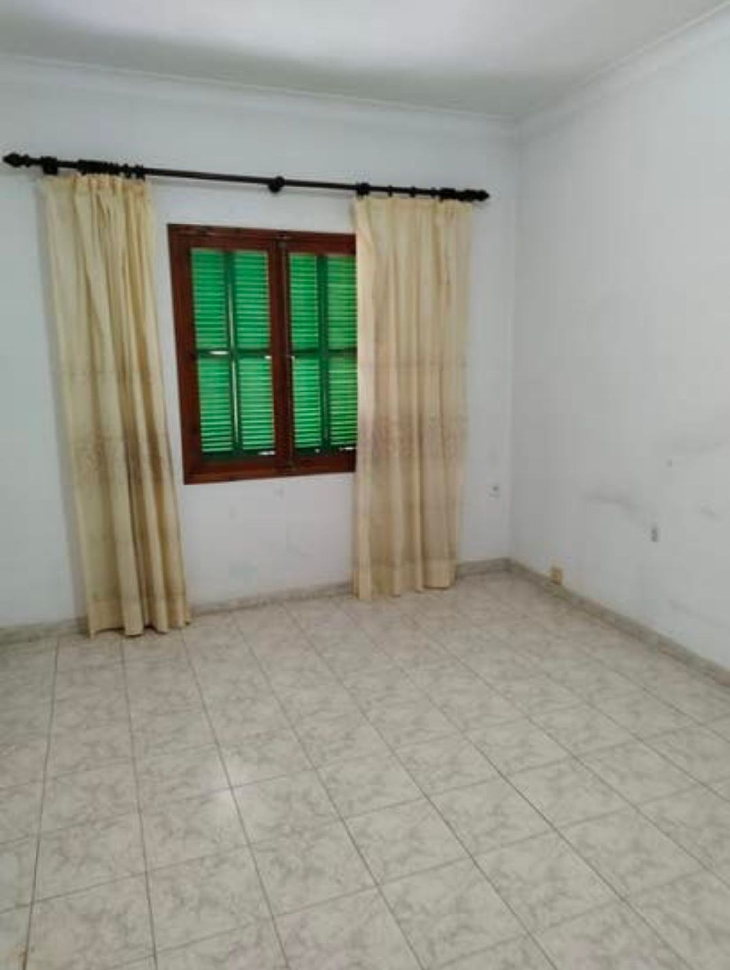 Casa de pueblo en Calle del Marquès de Vivot, 33 - Foto 2