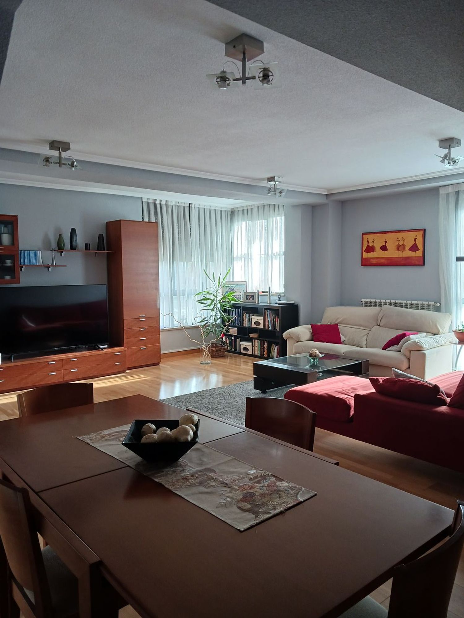 Dúplex en Urb. urbanización Jardín de los Reyes - Parque Real - Foto 1