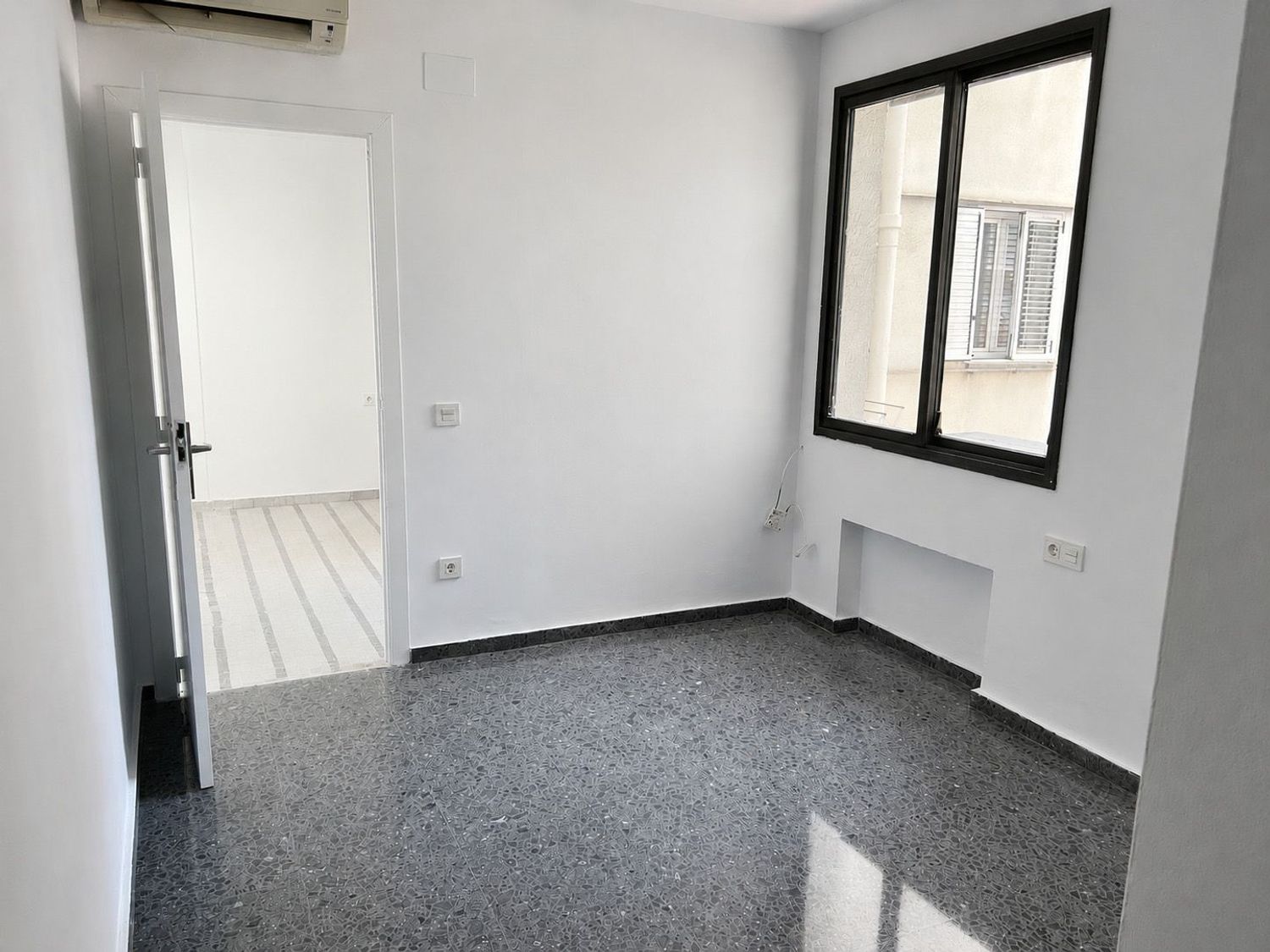 Estudio en Calle de Vilaragut, 4 - Foto 9