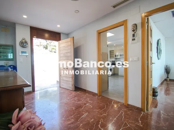 Casa o chalet independiente en Cumbres de Calicanto, Cumbres de Calicanto - Foto 4