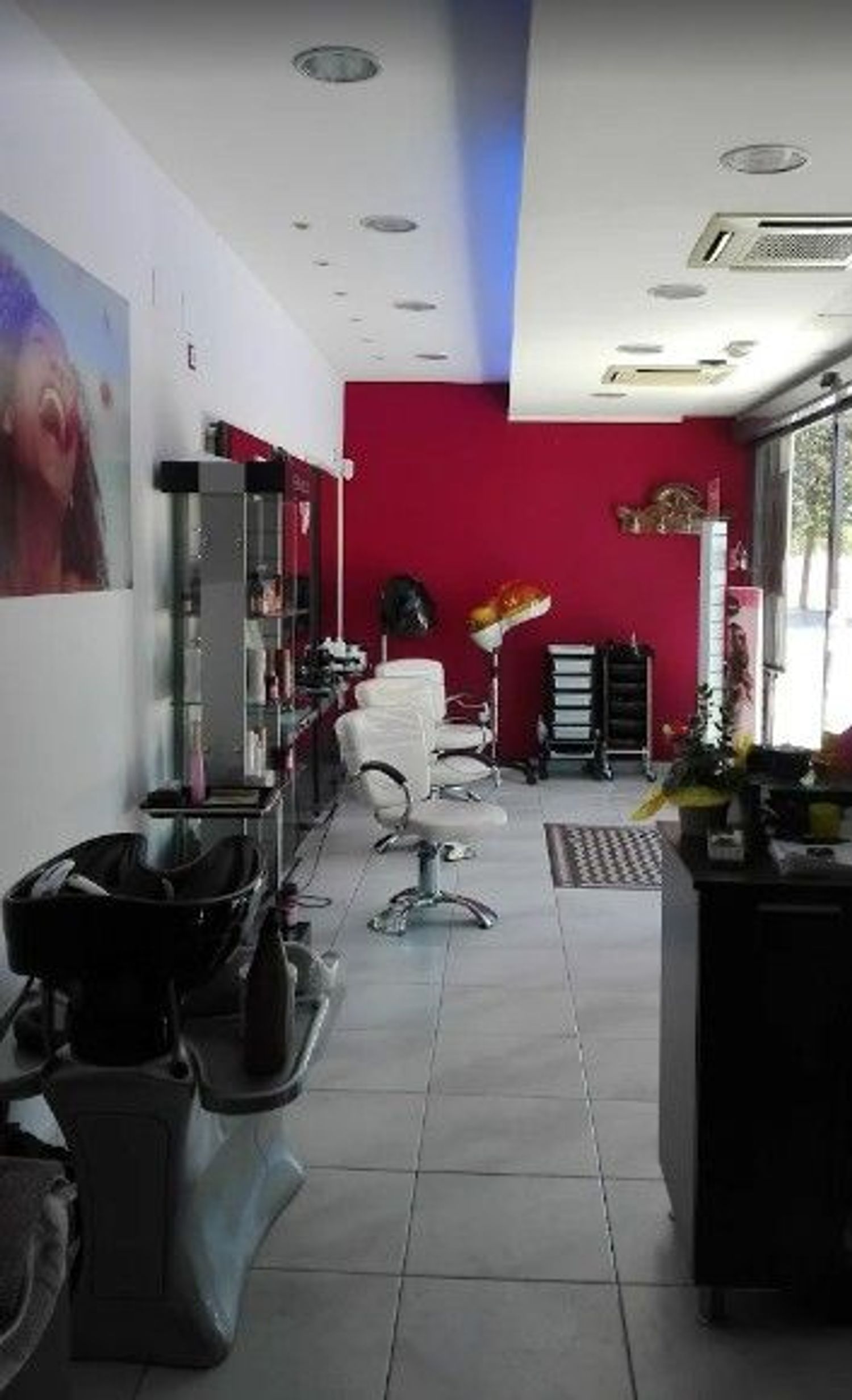 Peluquería en traspaso en Barrio Can Llong, 1 - Foto 4