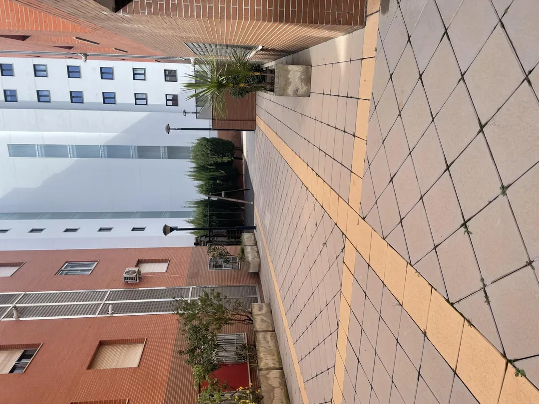 Piso en  Calle Calicasas 7 - Foto 1