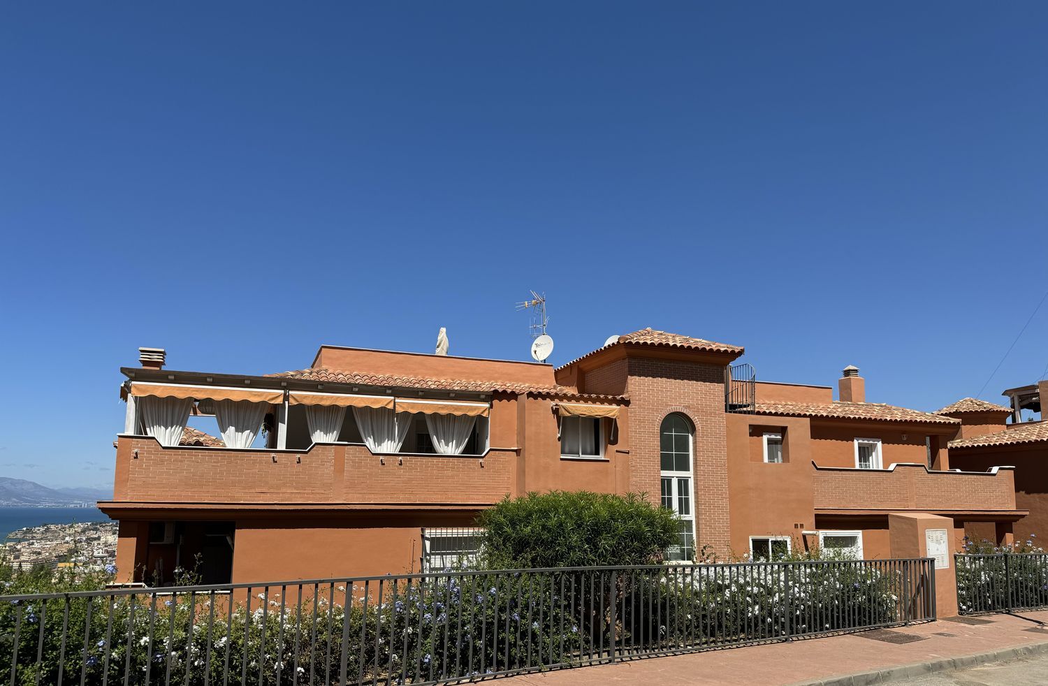 Dúplex en Calle Punta Umbría, 1, Lo Cea - Los Cortijos, Lo Cea - Los Cortijos - Foto 2