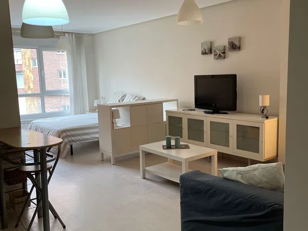 Alquiler de estudio en Avenida Lisboa, 3 - Foto 8