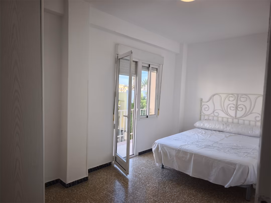 Piso en  Calle Mar del Coral 22