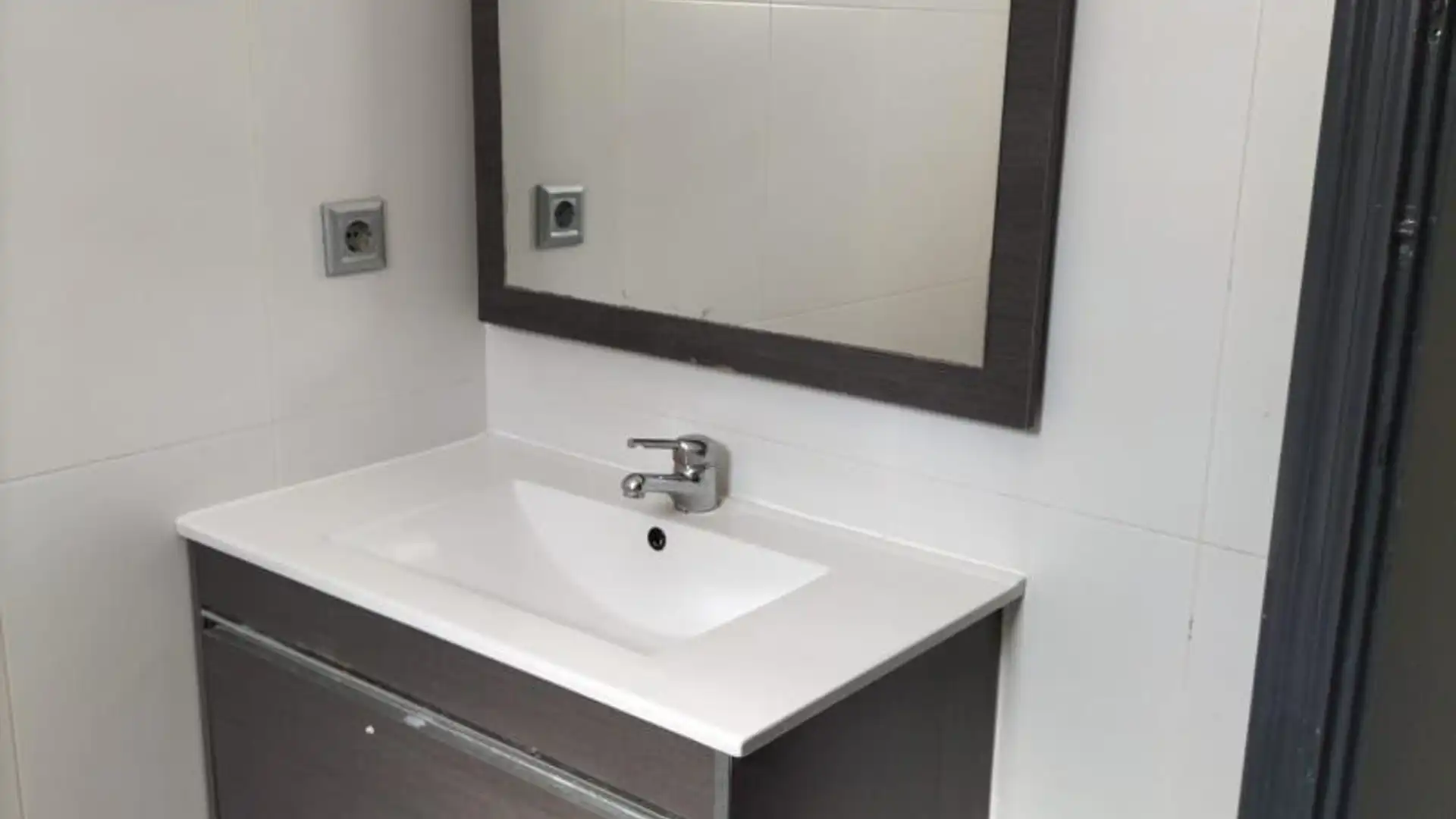 Piso en  Carrer Esperidion Porta Requesens 53 - Foto 4