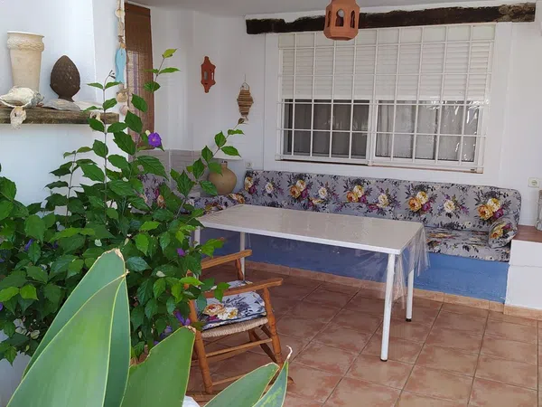 Chalet adosado en Avenida Conquistadores, 164 - Foto 3