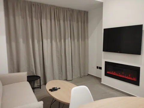 Estudio en calle Cortés, 1 - Foto 1