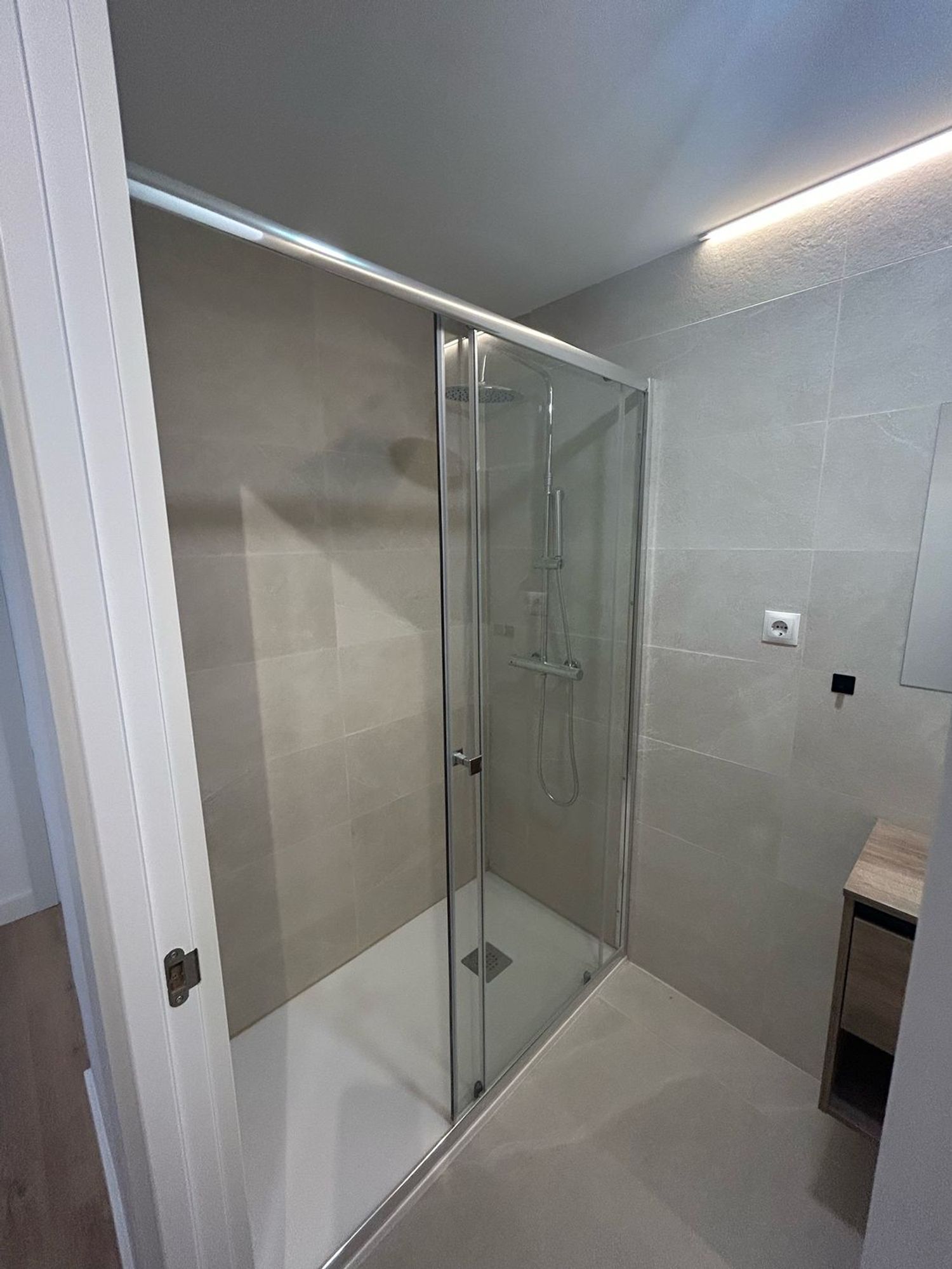 Piso en calle Alcalá, 387 - Foto 4