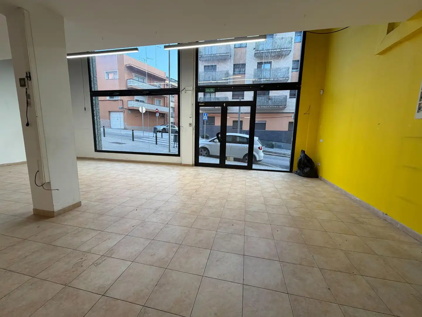 Local comercial en  Carrer de Carles Riba - Foto 3