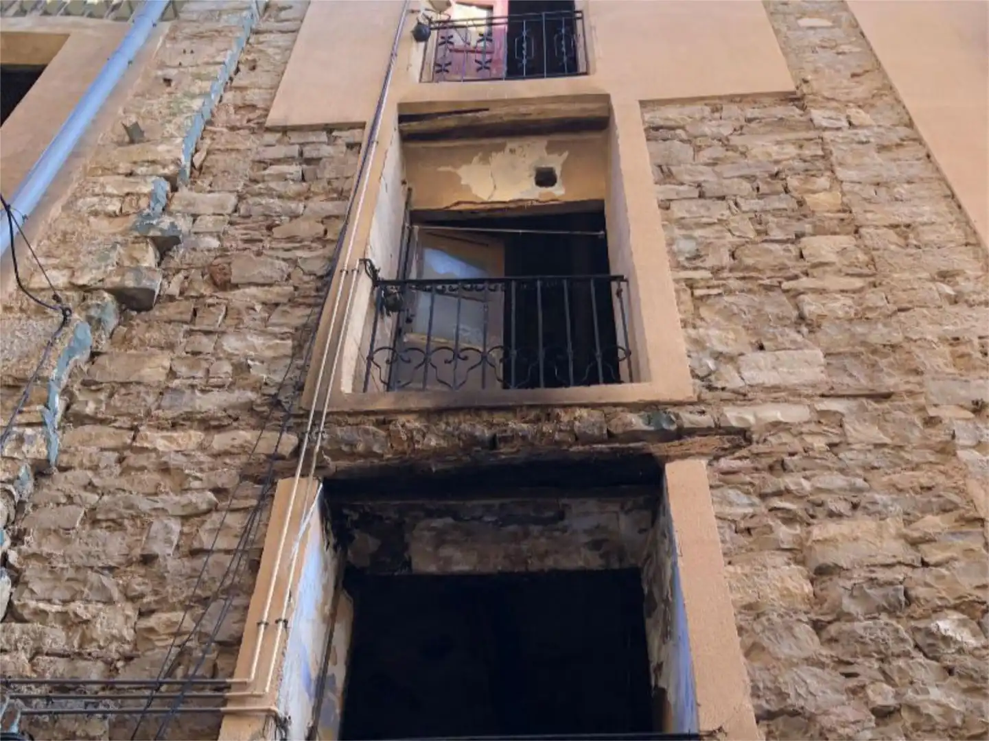 Casa adosada en  Calle del Barranco 24 - Foto 3