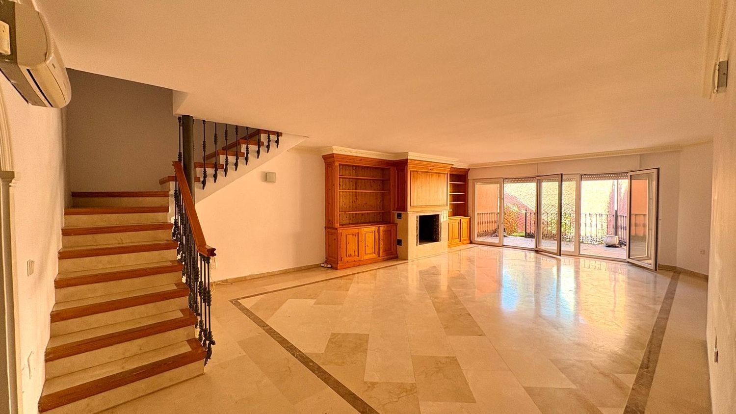 Chalet pareado en Calle Pintor Martínez Cubells s/n, Pedregalejo - Morlaco - Foto 4