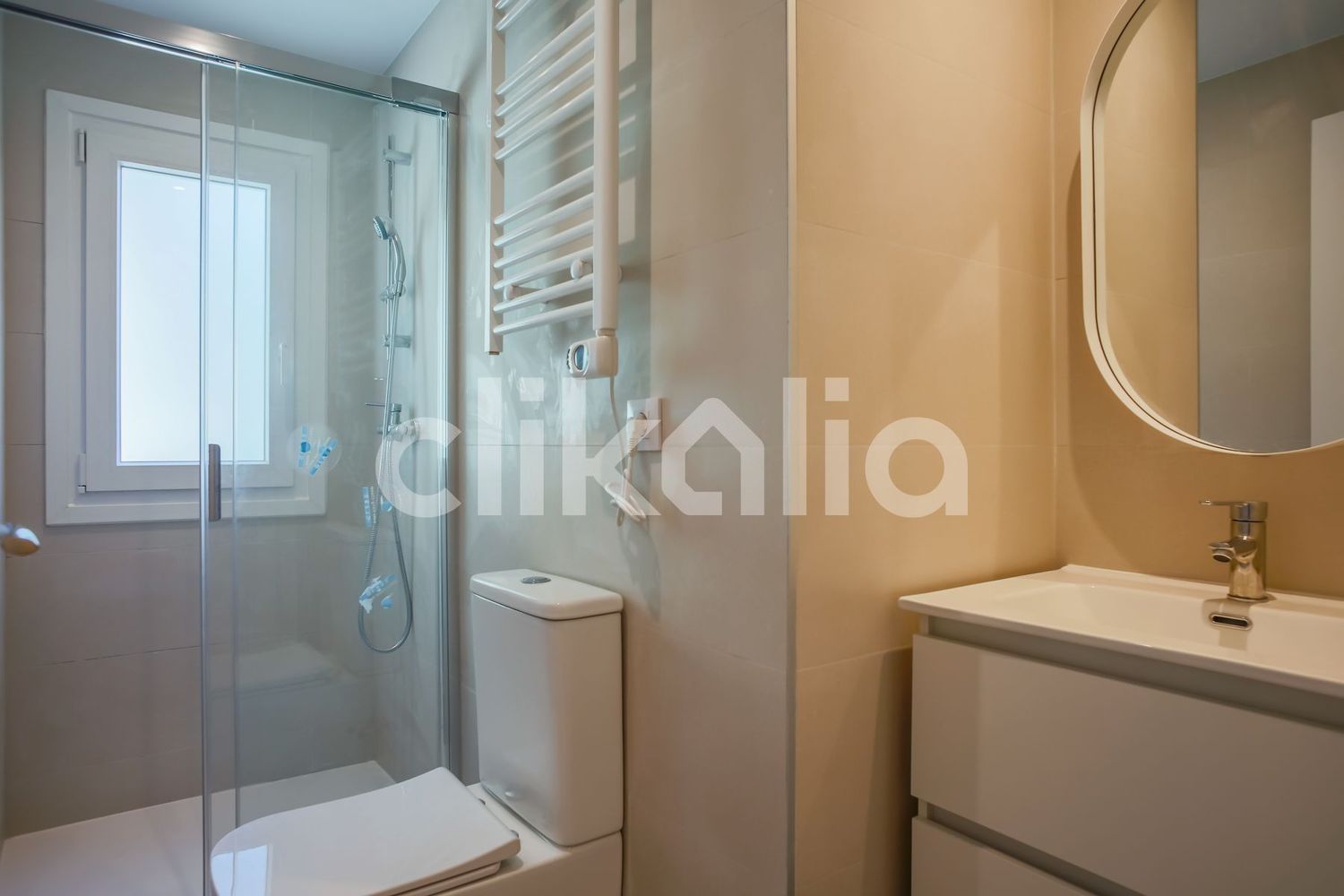 Piso en calle de Avefría - Foto 13