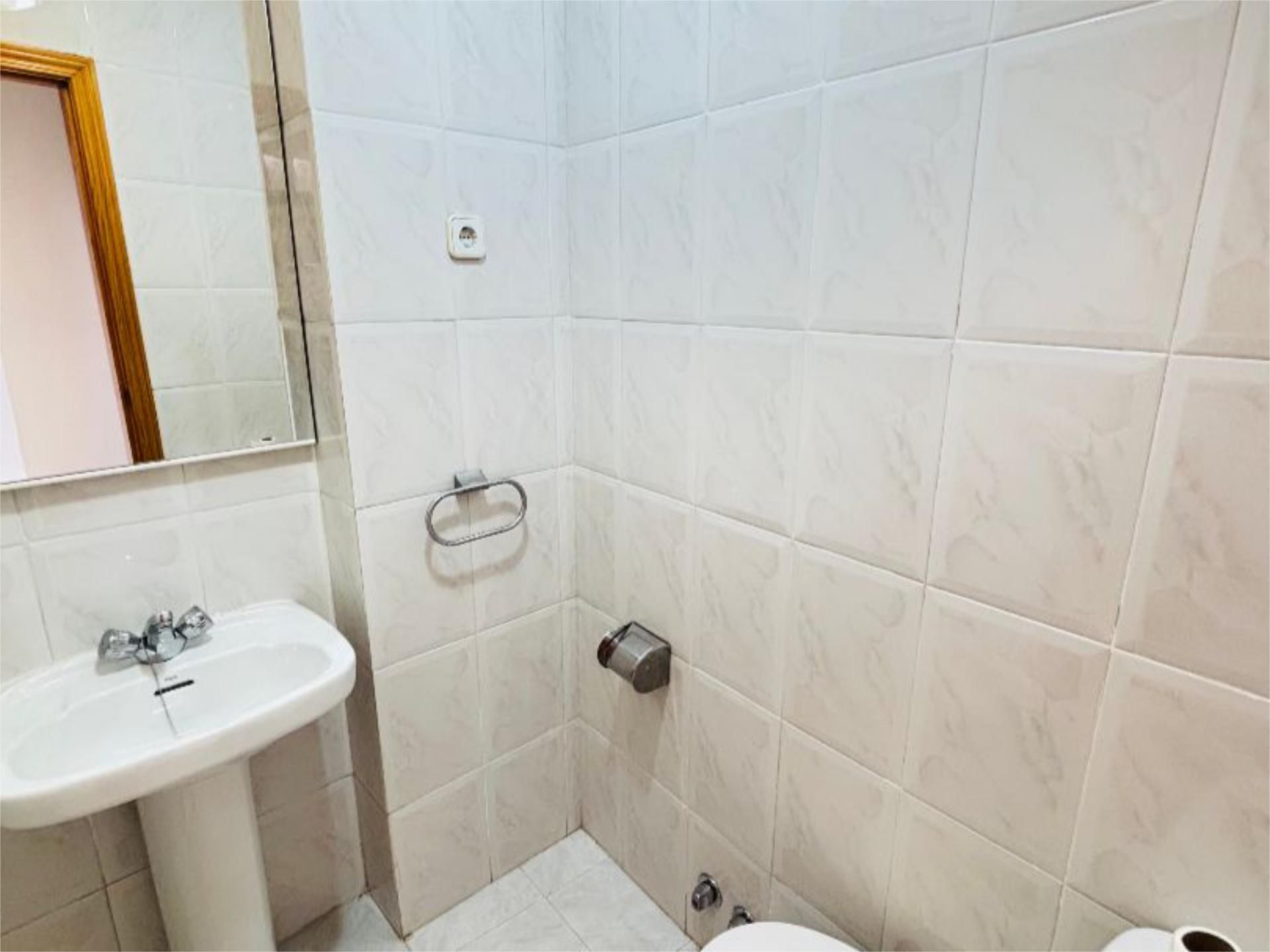 Piso en  Calle del Nogal 7 - Foto 10