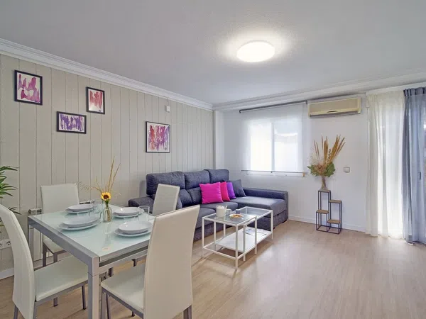 Chalet adosado en calle Carmen de Burgos, 18 - Foto 5