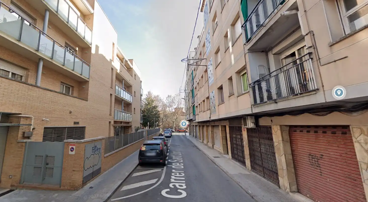 Local comercial en  Carrer de Sant Jordi - Foto 2