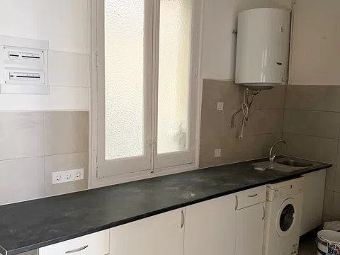 Piso en calle de la Cava Baja, 42