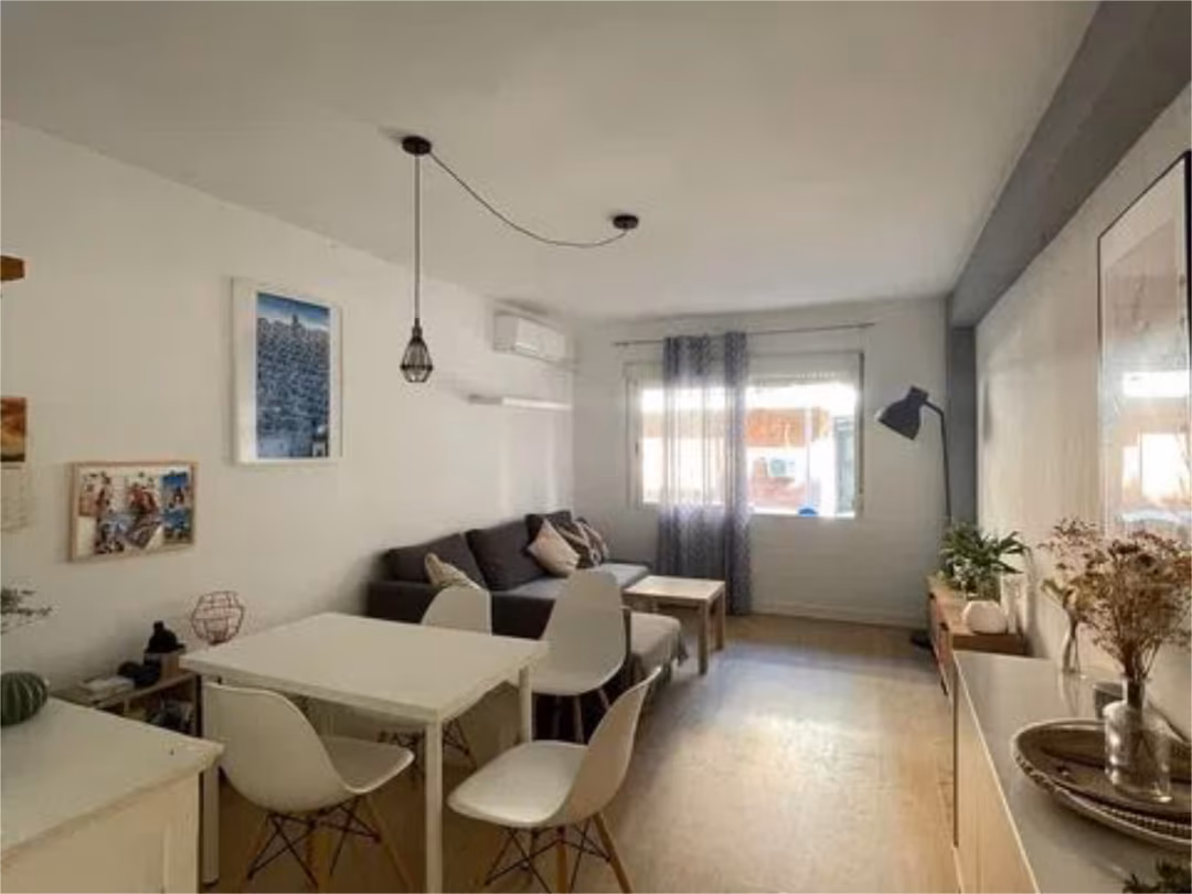 Piso en  Calle de Clara del Rey 39