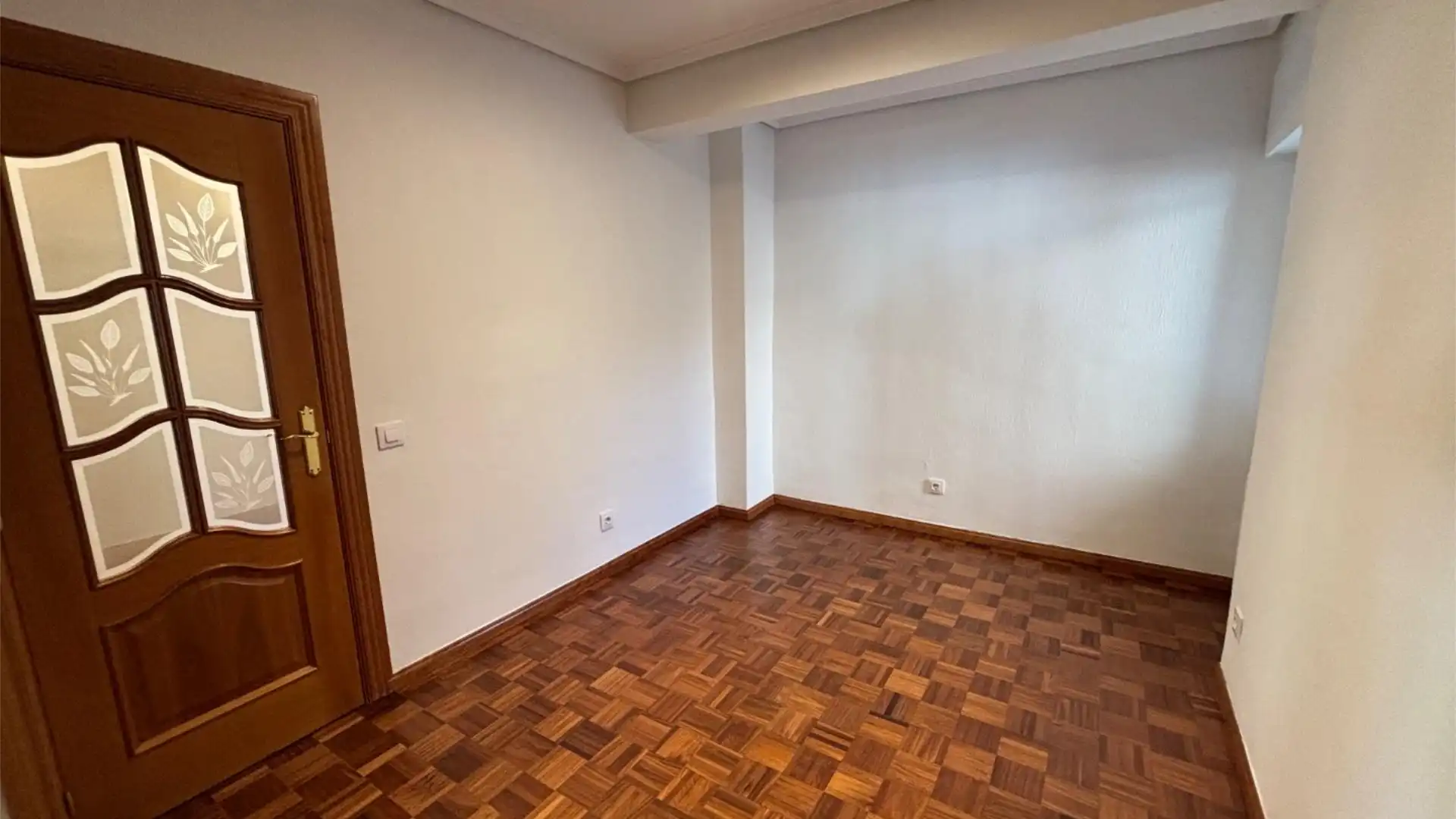 Piso en  Calle de Eduardo Benot 2 - Foto 29