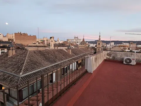 Piso en calle San Nicolás, 31