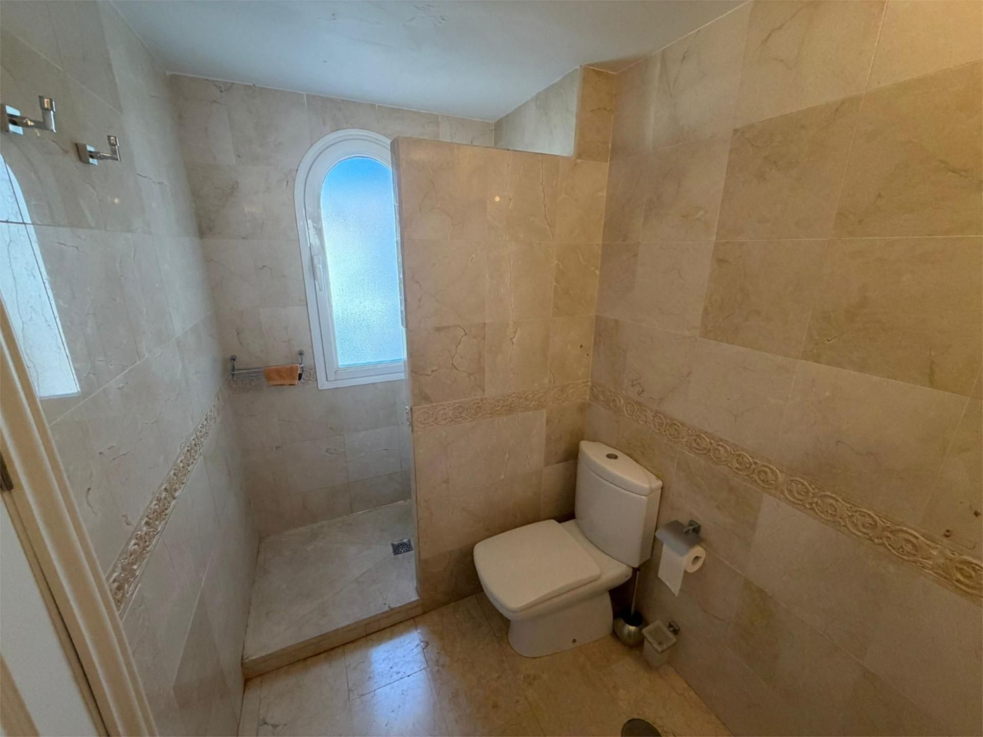 Casa adosada en  Calle los Limoneros 5 - Foto 3