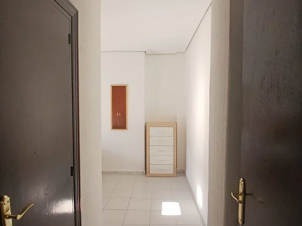 Piso en Calle de Tarragona, 29, Ciudad Jardín - Parque Roma - Foto 10