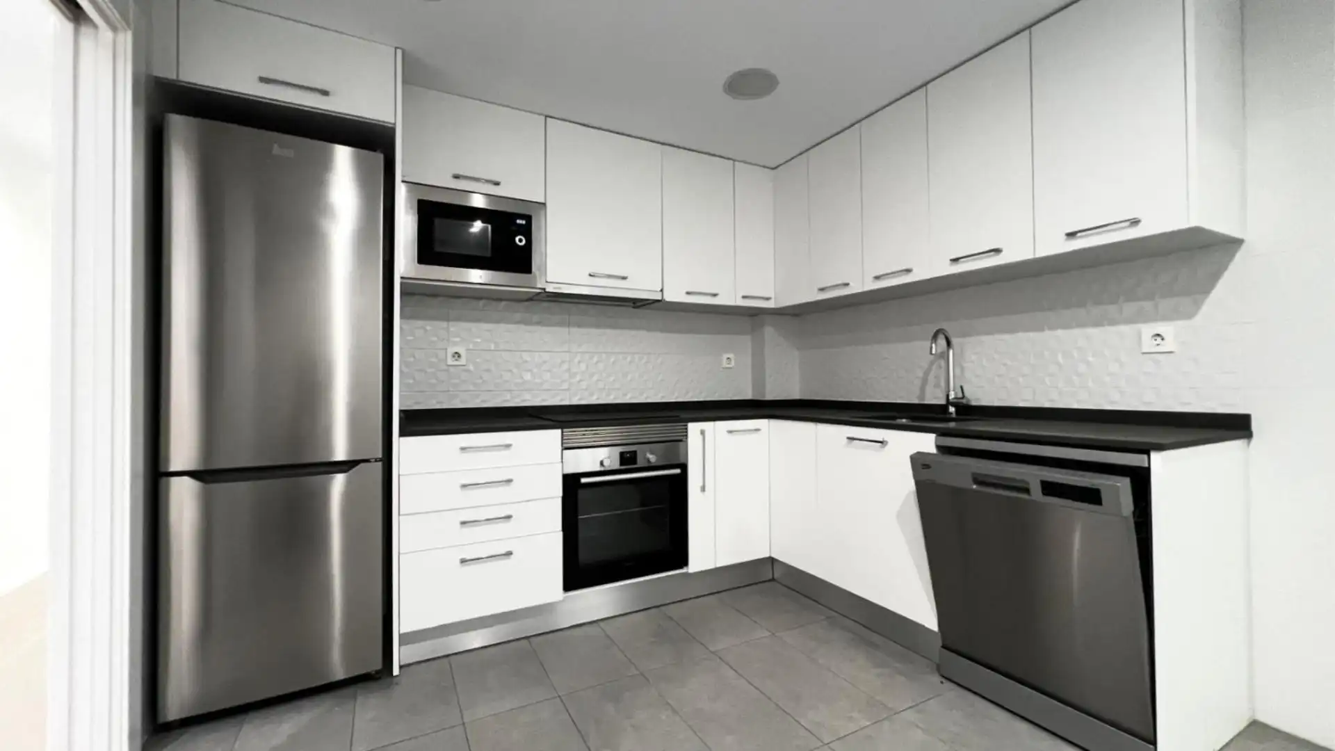 Piso en  Carrer de Roger de Flor 43 - Foto 24