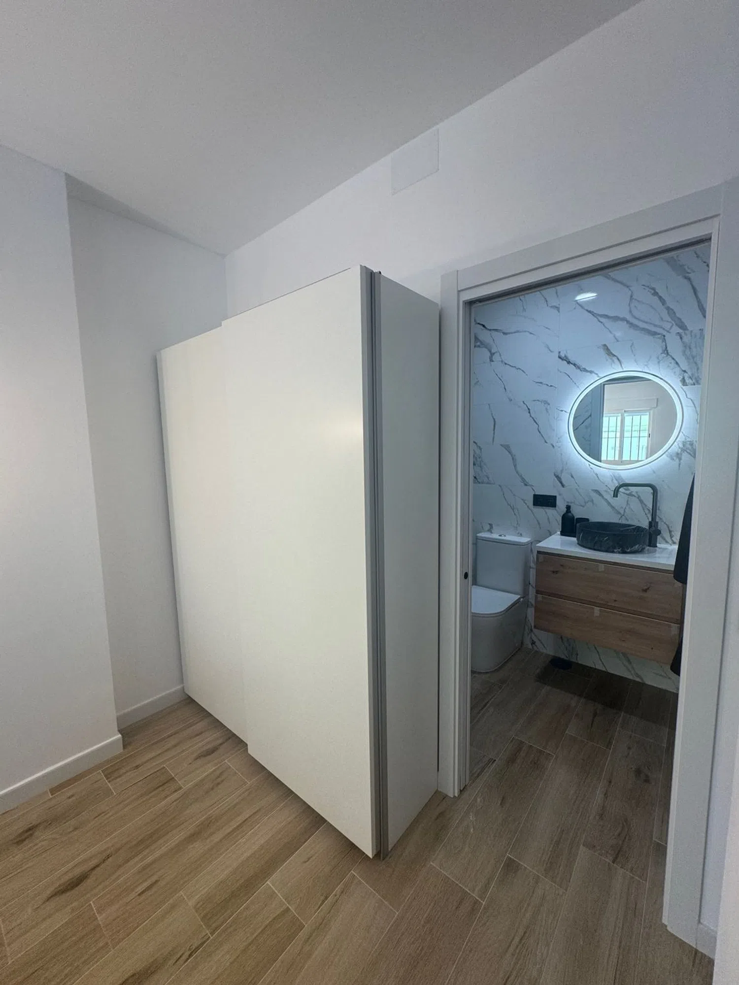 Estudio en Grupo los Millones, 6 - Foto 9