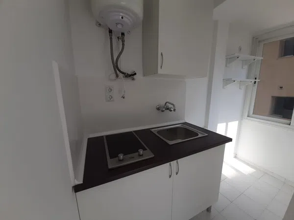 Estudio en avenida de Joan Miró, 111 - Foto 3