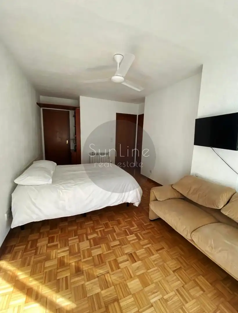 Piso en  Carrer de Polo y Peyrolón - Foto 8