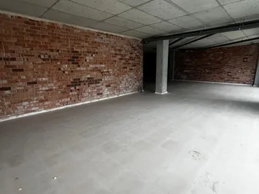 Local comercial en Cornellà de Llobregat - Foto 7